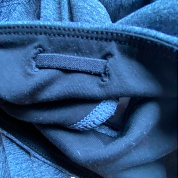 Lorna Jane Gray Seamless Capri Leggings Size Medium - Picture 5 of 12